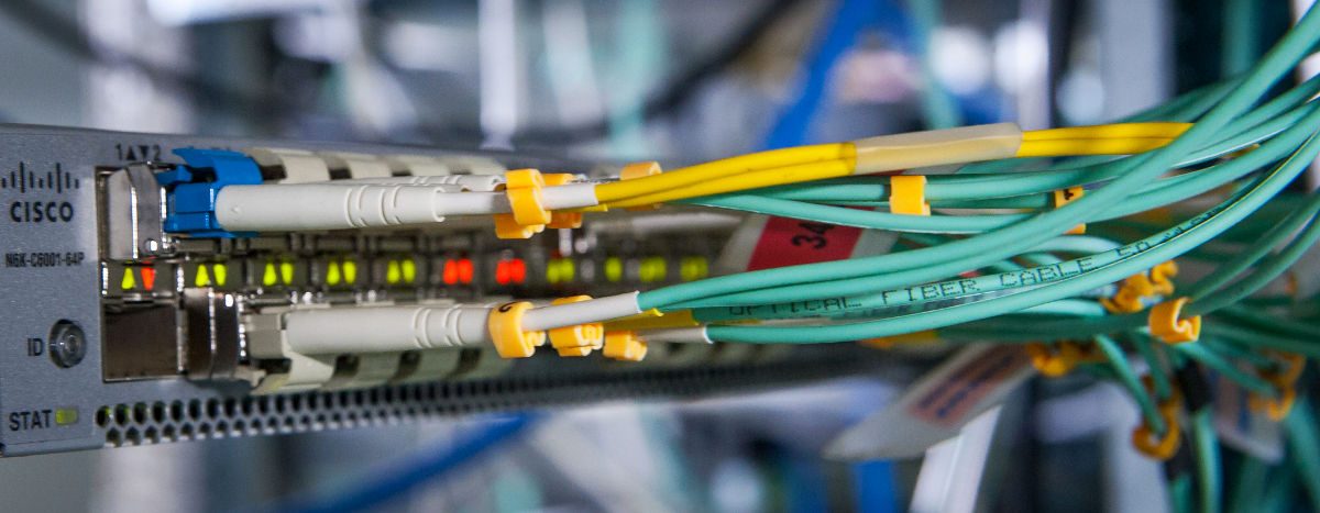 What are the Different Types of Fiber Optic Cables - Tarkeeb